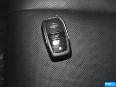 2013款 2.7L 自动 四驱至尊版 5座
