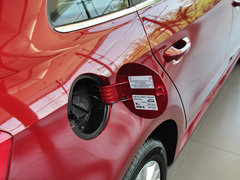2013款 1.6L 自动 舒适型