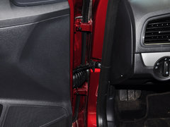 2013款 1.6L 自动 舒适型
