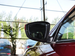 2013款 1.6L 自动 舒适型
