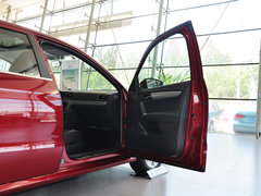 2013款 1.6L 自动 舒适型