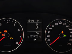 2013款 1.6L 自动 舒适型