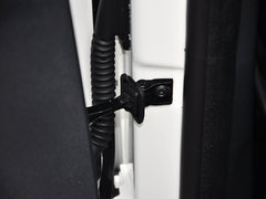 2013款 1.6L 自动 舒适型