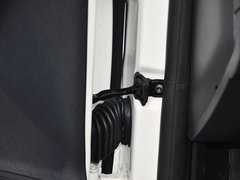 2013款 1.6L 自动 舒适型