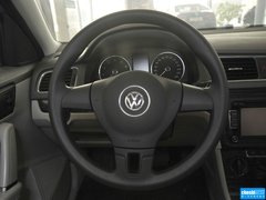 2013款 1.6L 自动 舒适型