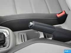 2013款 1.6L 自动 舒适型