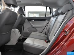 2013款 1.6L 自动 舒适型