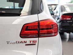 2013款 2.0TSI 自动 四驱豪华版 5座