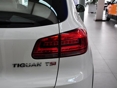 2013款 1.8TSI 自动 两驱豪华型 5座