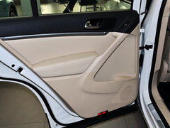 2013款 1.8TSI 自动 两驱豪华型 5座