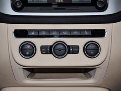 2013款 1.8TSI 自动 两驱豪华型 5座