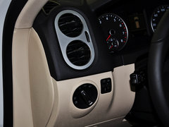 2013款 1.8TSI 自动 两驱豪华型 5座