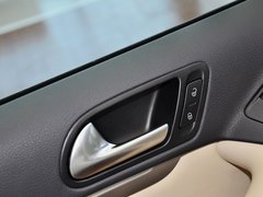 2013款 1.8TSI 自动 四驱舒适版 5座