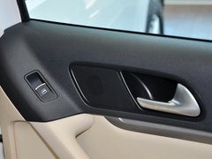 2013款 1.8TSI 自动 四驱舒适版 5座