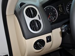 2013款 1.8TSI 自动 四驱舒适版 5座