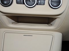 2013款 1.8TSI 自动 四驱舒适版 5座