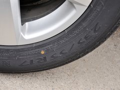 2013款 1.8TSI 自动 两驱舒适版 5座