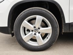 2013款 1.8TSI 自动 两驱舒适版 5座