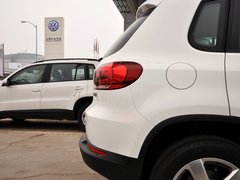 2013款 1.8TSI 自动 两驱舒适版 5座
