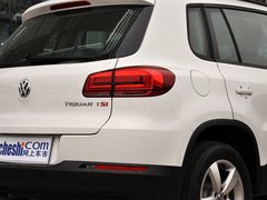 2013款 1.8TSI 自动 两驱舒适版 5座