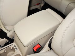 2013款 1.8TSI 自动 两驱舒适版 5座