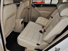 2013款 1.8TSI 自动 两驱舒适版 5座