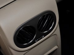 2013款 1.8TSI 自动 两驱舒适版 5座