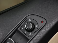 途观 2013款 1.8TSI 自动 两驱舒适版 5座