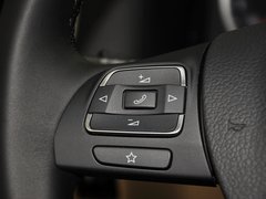 2013款 1.8TSI 自动 两驱舒适版 5座