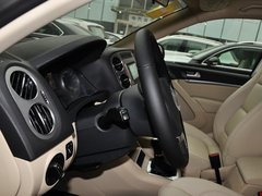 2013款 1.8TSI 自动 两驱舒适版 5座
