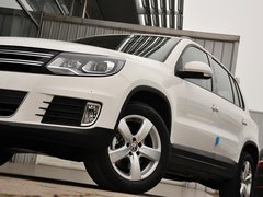 2013款 1.8TSI 自动 两驱舒适版 5座