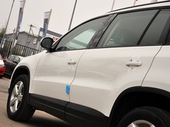 2013款 1.8TSI 自动 两驱舒适版 5座