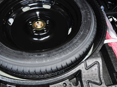 2013款 1.8TSI 自动 两驱风尚版 5座