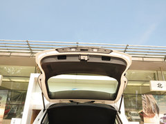 2013款 1.8TSI 自动 两驱风尚版 5座