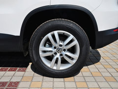 2013款 1.8TSI 自动 两驱风尚版 5座