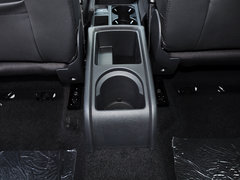 2013款 1.8TSI 自动 两驱风尚版 5座