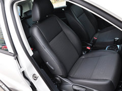 2013款 1.8TSI 自动 两驱风尚版 5座