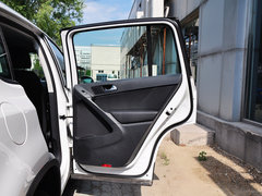 2013款 1.8TSI 自动 两驱风尚版 5座