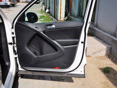 2013款 1.8TSI 自动 两驱风尚版 5座