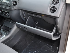 2013款 1.8TSI 自动 两驱风尚版 5座