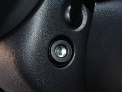 2013款 1.8TSI 自动 两驱风尚版 5座