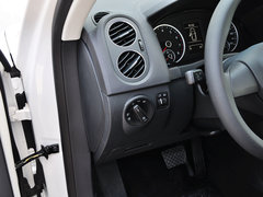 2013款 1.8TSI 自动 两驱风尚版 5座