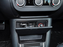 2013款 1.8TSI 自动 两驱风尚版 5座
