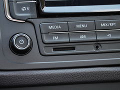 2013款 1.8TSI 自动 两驱风尚版 5座