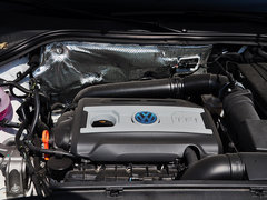 2013款 1.8TSI 自动 两驱风尚版 5座