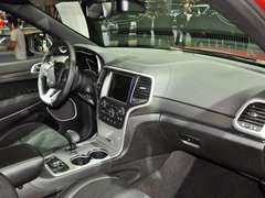 2014款 6.4L 自动 SRT8