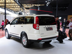 2013款 智尊版 2.0T 手动 四驱尊贵型 5座