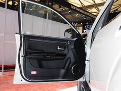 2013款 智尊版 2.0T 手动 四驱尊贵型 5座