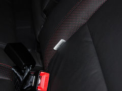2013款 智尊版 2.0T 手动 四驱尊贵型 5座