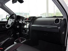 2013款 智尊版 2.0T 手动 四驱精英型 5座